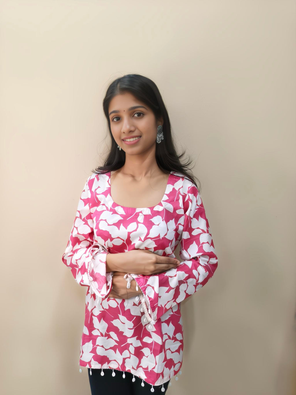 Close-up floral cotton design – Viksha Gulzar kurti